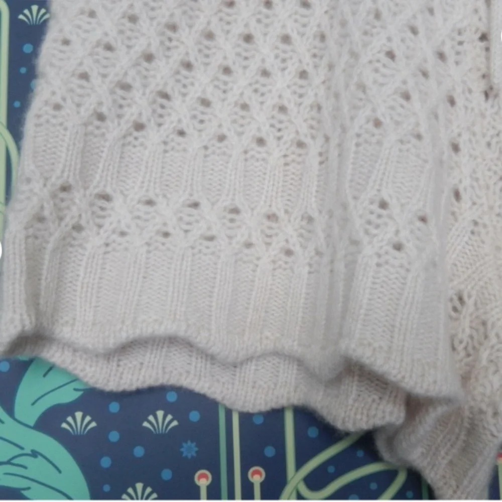 NoName Ruth 100% Cashmere Knit Beige Crochet Shorts